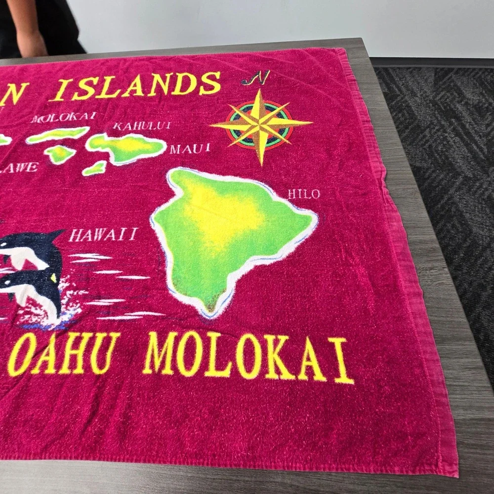 Favant‎ Hawaiian Islands Beach Towel Pink Cotton Map Maui Kauai Dolphins 62x37
